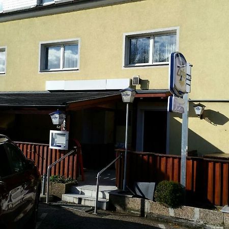 Makss Hotel Wels Exterior foto